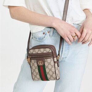 Gucci Ophidia Mini Messenger, gg supreme